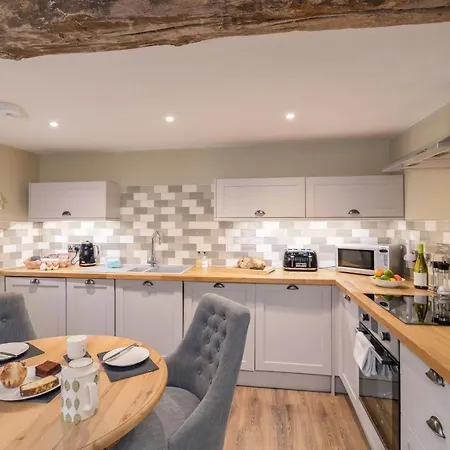 Charlie's Stable * Reeth
